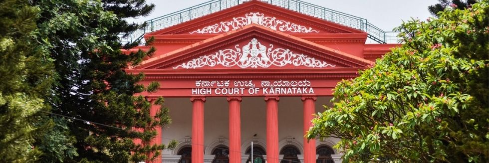 Karnataka HC Directs Cop to Clean Road for One Week After Failing to Register An FIR